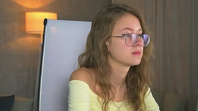 EveMundie online show from 12, 9, 2025