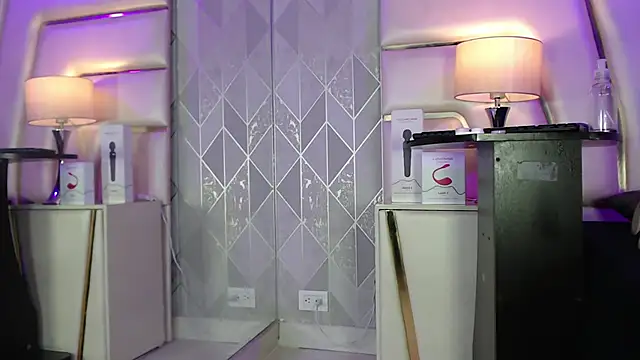 AnahisBennett online show from 31, 10, 2025