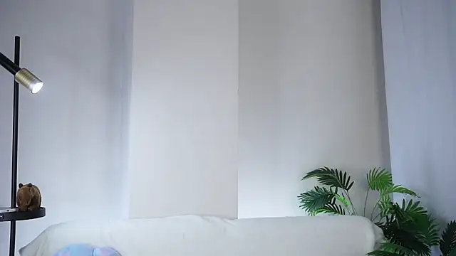 ChelseaDenner online show from 20, 4, 2026