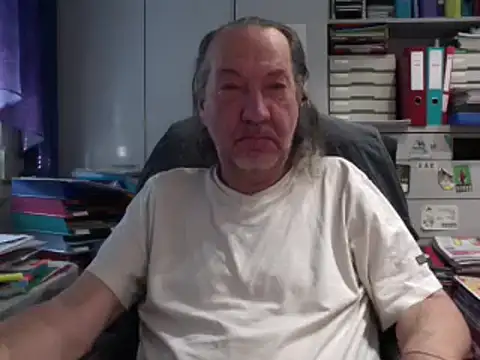 HMStraps01 online show from 22, 3, 2025