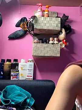 Snapshot of sexymelli18 chatting on 5, 1, 2026 sexymelli18 online show from 5, 1, 2026