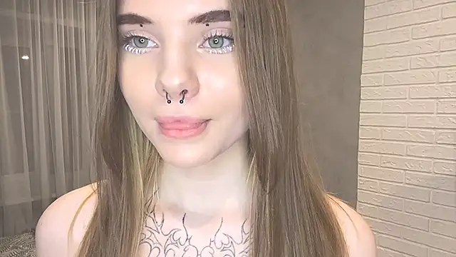 CarolinePepper online show from 25, 2, 2025