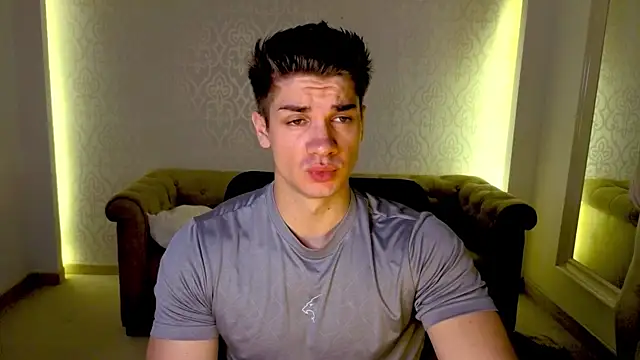 MaxKaiden online show from 4, 6, 2026