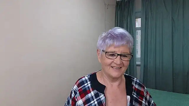 Sandra Snowflake online show from 25, 9, 2025