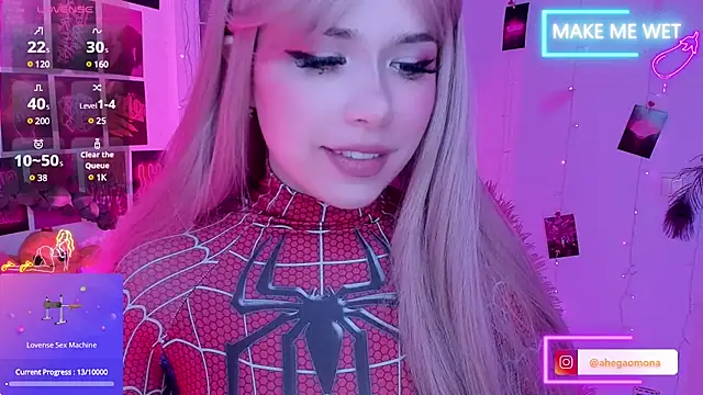 Sparkle Mona online show from 5, 3, 2025