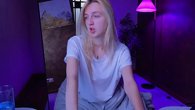 aishiro online show from 21, 9, 2025