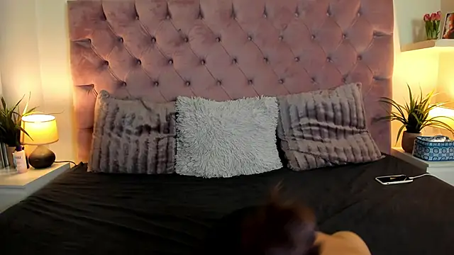 MaiaMini online show from 5, 3, 2025