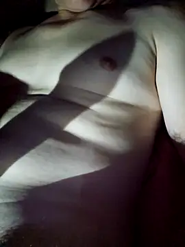 Snapshot of gabriel_briel chatting on 5, 1, 2026 gabriel briel online show from 5, 1, 2026