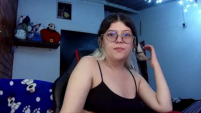 Emily  katz online show from 23, 3, 2025