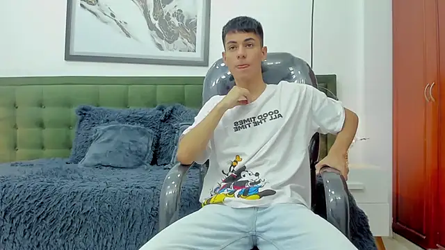 Johann sex online show from 3, 12, 2025