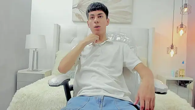 Snapshot of Johann_sex chatting on 28, 5, 2026 Johann sex online show from 28, 5, 2026