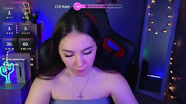 AshleySkott  online show from 10, 3, 2025