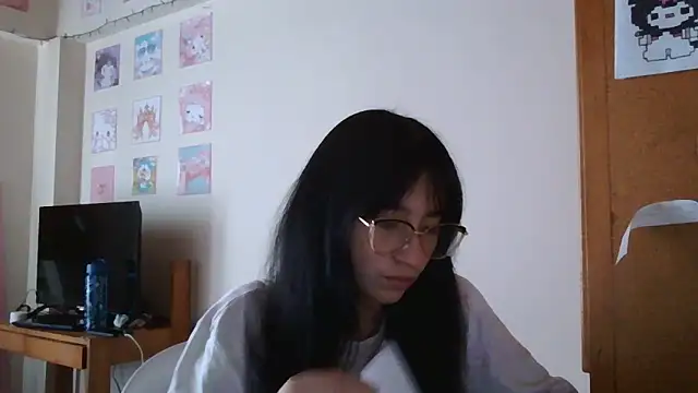 Snapshot of Arielle_lov chatting on 27, 10, 2025 Arielle lov online show from 27, 10, 2025