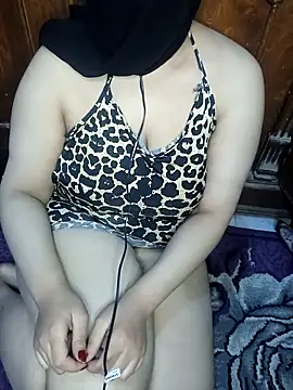 Roroo002 online show from 17, 2, 2025