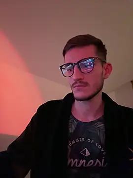 Snapshot of yoyoboy988 chatting on 1, 3, 2025 yoyoboy988 online show from 1, 3, 2025