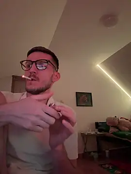 Snapshot of yoyoboy988 chatting on 17, 3, 2025 yoyoboy988 online show from 17, 3, 2025