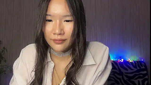 Snapshot of Asian_Vi chatting on 9, 3, 2025 Asian Vi online show from 9, 3, 2025