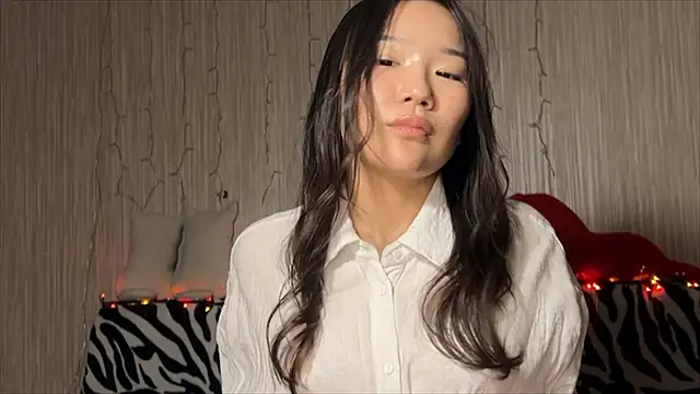 Snapshot of Asian_Vi chatting on 17, 3, 2025 Asian Vi online show from 17, 3, 2025