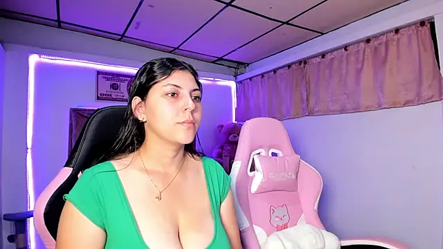 Cristal Smith20 online show from 29, 5, 2026