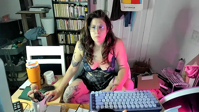 Rosiee69  online show from 28, 10, 2025