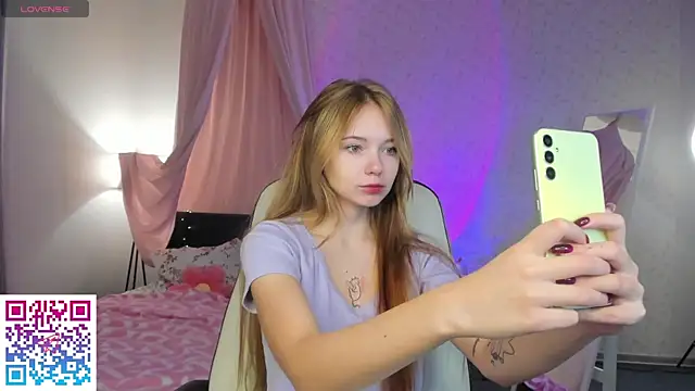 boozekirs  online show from 10, 10, 2025