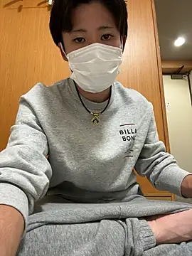 Snapshot of chiba_chan chatting on 28, 10, 2025 chiba chan online show from 28, 10, 2025