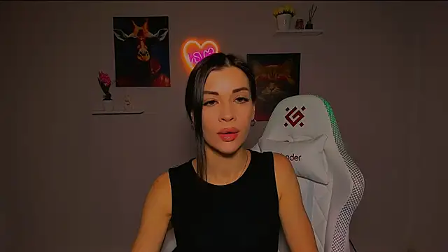 Snapshot of KetiWils chatting on 18, 3, 2025 KetiWils online show from 18, 3, 2025