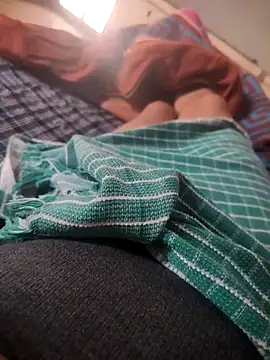 indian couple4 online show from 27, 11, 2025