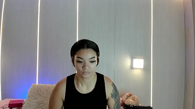 sasha riverss online show from 3, 6, 2026