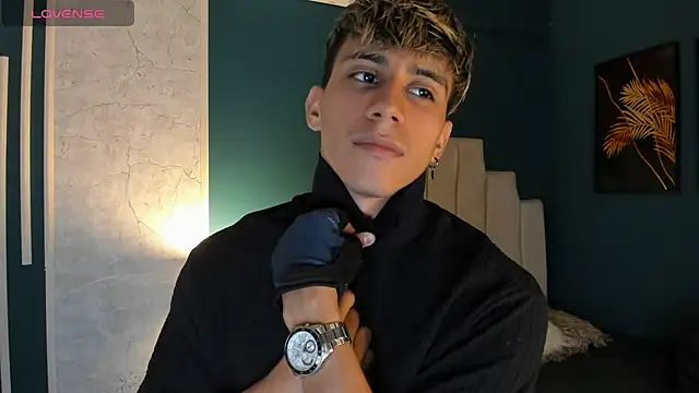 Allex Cano online show from 3, 3, 2025