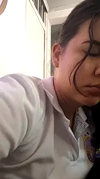 Snapshot of brii69 chatting on 19, 5, 2026 brii69 online show from 19, 5, 2026
