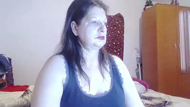 Snapshot of ExtasyMature chatting on 5, 6, 2026 ExtasyMature online show from 5, 6, 2026