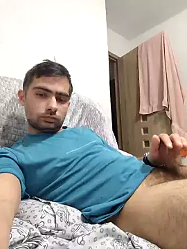 Snapshot of andreiiiii2025 chatting on 18, 2, 2025 andreiiiii2025 online show from 18, 2, 2025