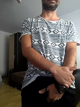 Snapshot of andreiiiii2025 chatting on 30, 9, 2025 andreiiiii2025 online show from 30, 9, 2025