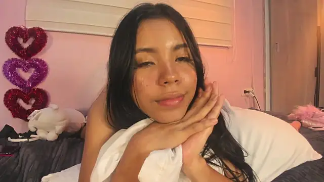 emily sweett24 online show from 5, 3, 2025