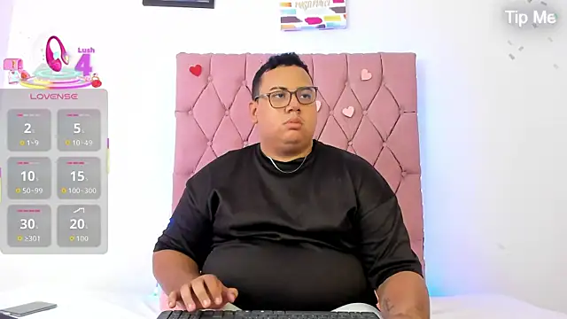 MICHAEL AND SHARON online show from 24, 9, 2025