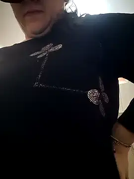 Dolcecurvy online show from 18, 3, 2025