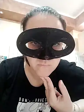 Dolcecurvy online show from 17, 9, 2025