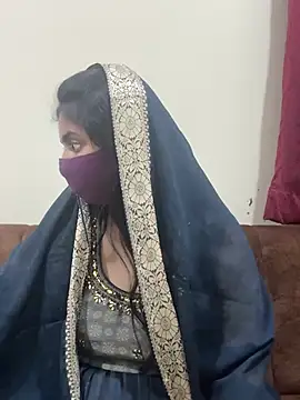 Dishasarmaa05 online show from 21, 2, 2025