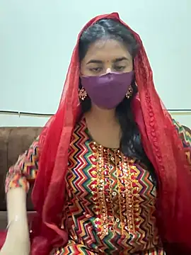 Dishasarmaa05 online show from 13, 3, 2025