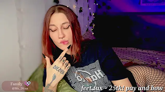 Snapshot of Dita_Redrum chatting on 8, 9, 2025 Dita Redrum online show from 8, 9, 2025