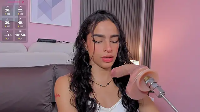 honey sofii  online show from 30, 9, 2025