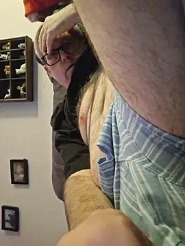 Snapshot of Smallone327 chatting on 16, 2, 2026 Smallone327 online show from 16, 2, 2026