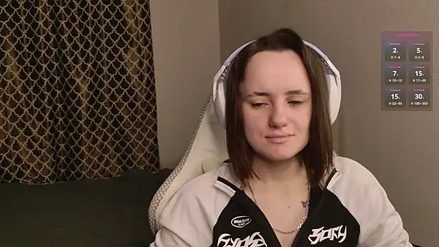 Luna Loveee online show from 17, 11, 2025