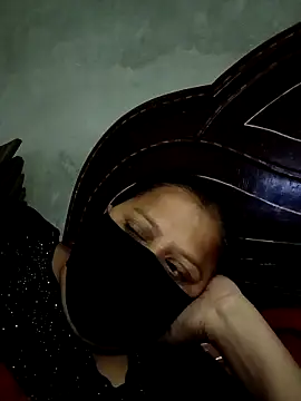 sharnjit299 online show from 5, 12, 2025