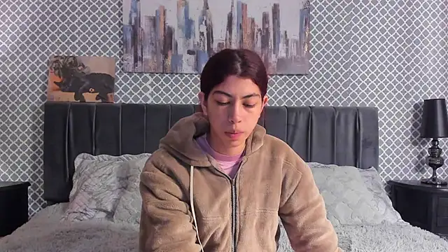 Cassie bloom online show from 25, 2, 2025