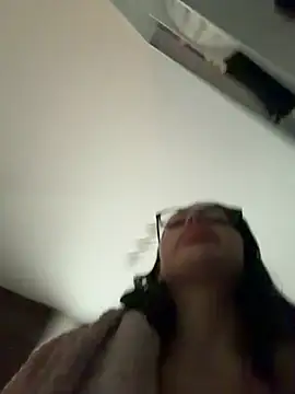 Snapshot of Mia_Splash chatting on 8, 2, 2026 Mia Splash online show from 8, 2, 2026