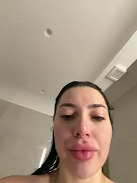 Snapshot of Mia_Splash chatting on 11, 2, 2026 Mia Splash online show from 11, 2, 2026