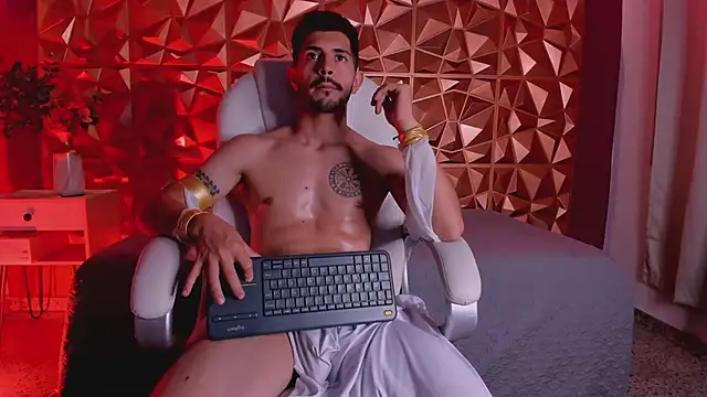 AlejandroStormm online show from 7, 3, 2025