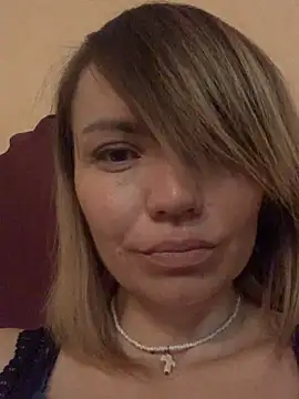 Snapshot of Ella_Pearlie chatting on 3, 3, 2025 Ella Pearlie online show from 3, 3, 2025